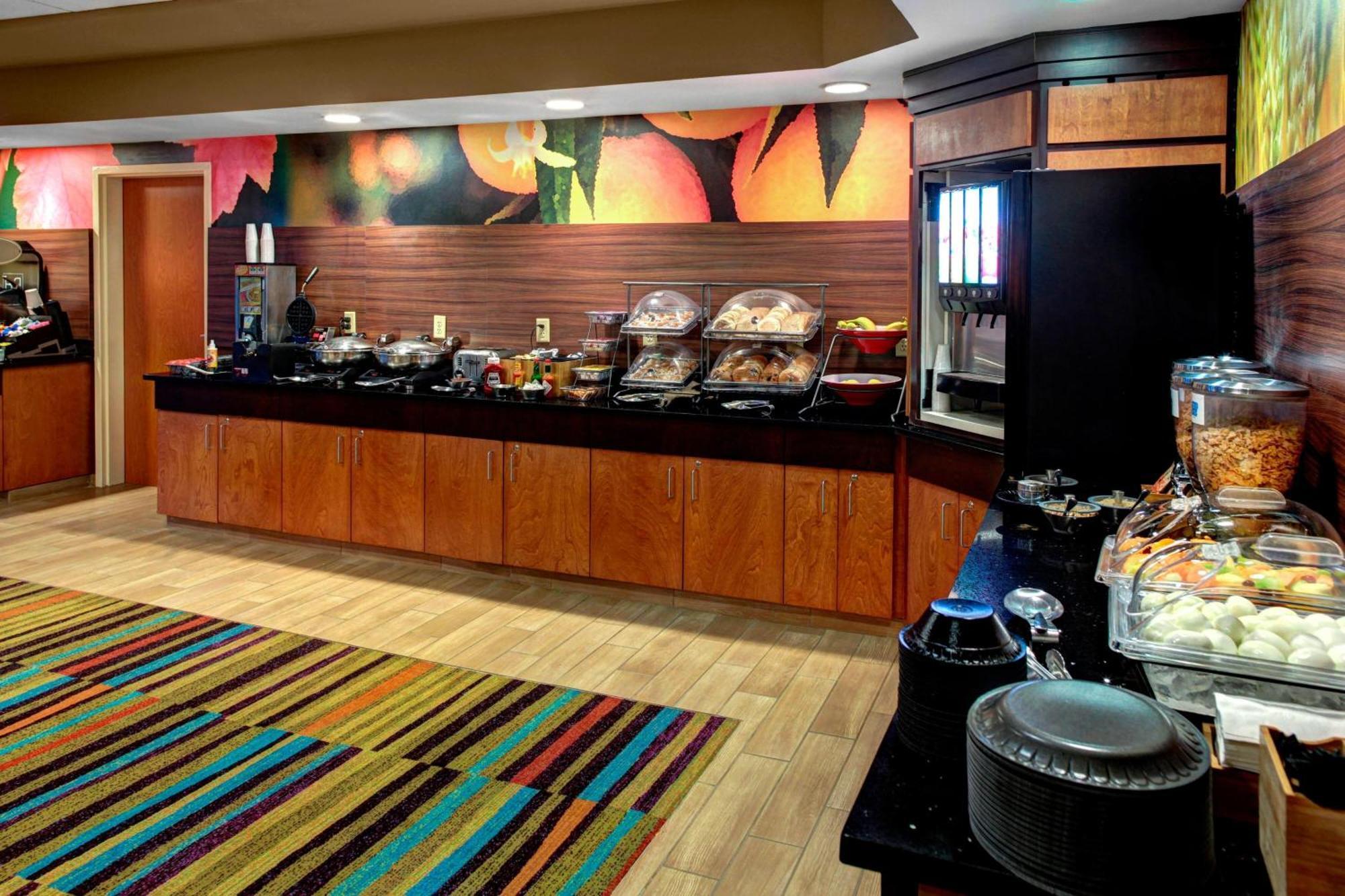 Fairfield Inn & Suites By Marriott Anniston Oxford Exterior foto